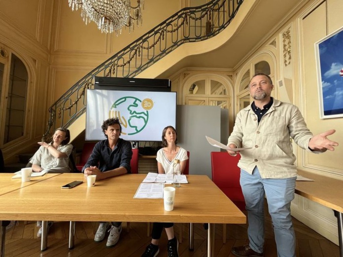 Pendant la conférence de prese, de g. à d., Agnès Decramer, Alain Richard, Julie Geoffroy et Julien Buot (©PB) Pendant la conférence de prese, de g. à d., Agnès Decramer, Alain Richard, Julie Geoffroy et Julien Buot (©PB)