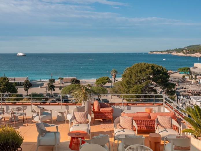 Depuis le rooftop, une vue imprenable sur la Grande bleue - Photo : Nicolas Anetson/Hôtel Liautaud